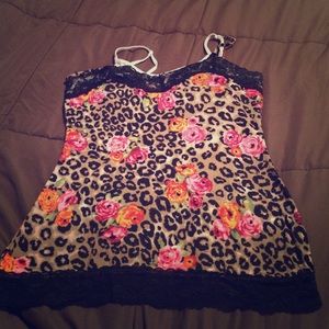 Cheetah-print tank top