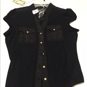 Button-down short sleeve shirt