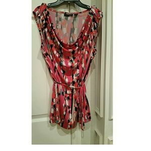 Apostrophe Sleeveless Top.