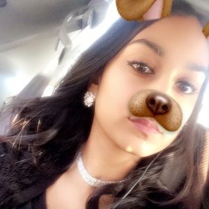 Meet your Posher, Uzma