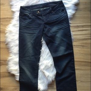 Delia's "Taylor" Fit Skinny Jeans