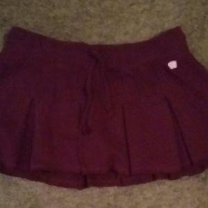 Aeropostale Athelic Skirt (maroon/burgandy)