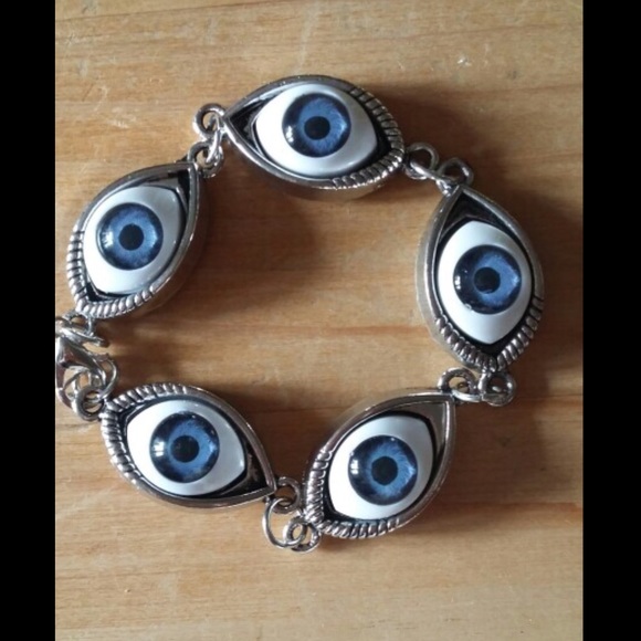 Evil eye bracelet 2 hour sale - Picture 2 of 3