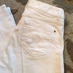 White Lilly straight leg jean