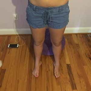 Cute blue American eagle shorts size 4