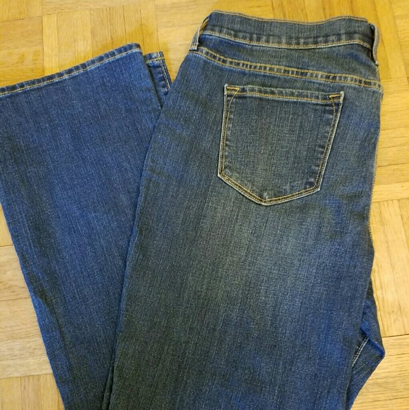 NWT Old Navy Boot Cut Jeans - Picture 1 of 1