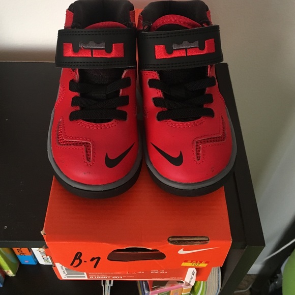 Toddler Lebrons Soldier 7s