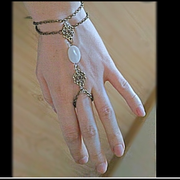 (J1) Bohemian Bracelet - Picture 4 of 4