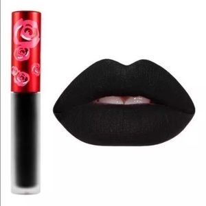 Lime crime black velvet liquid lipstick!