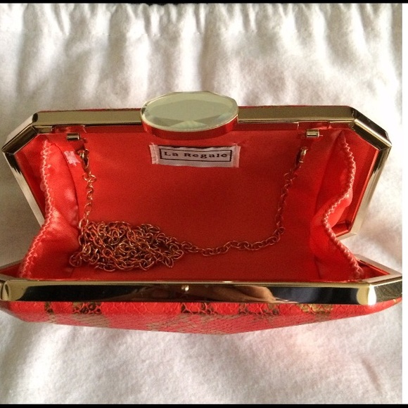 La Regale clutch - Picture 2 of 3
