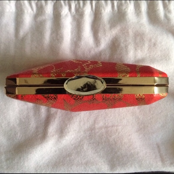 La Regale clutch - Picture 3 of 3