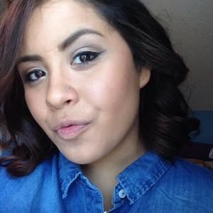 Meet your Posher, Alicia