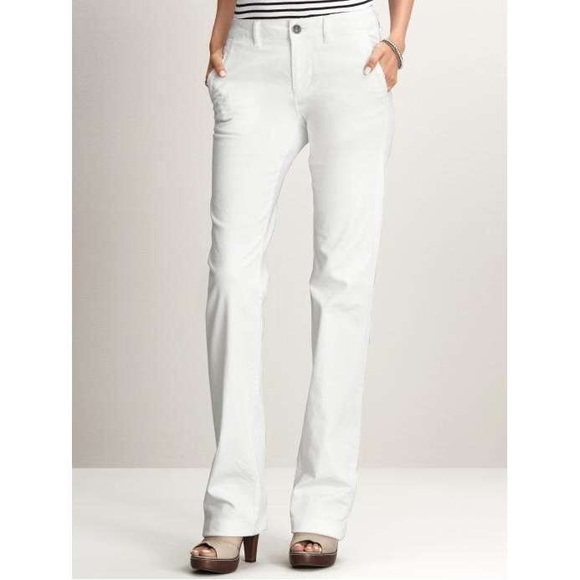 Banana Republic Petite White Denim Relaxed Jeans - Picture 1 of 4