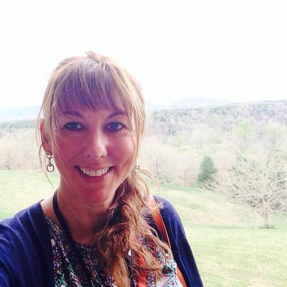 Meet your Posher, Cynthia - Picture 1 of 1