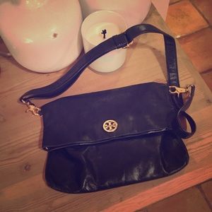 Tory Burch Dena Messenger Bag
