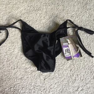 Jelly tie-side scrunch bottom