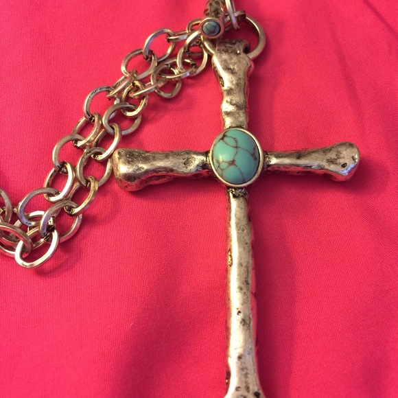 Cross Necklace - Picture 1 of 2