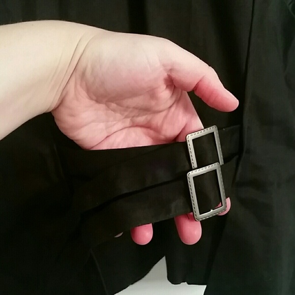 Vest - Picture 3 of 3