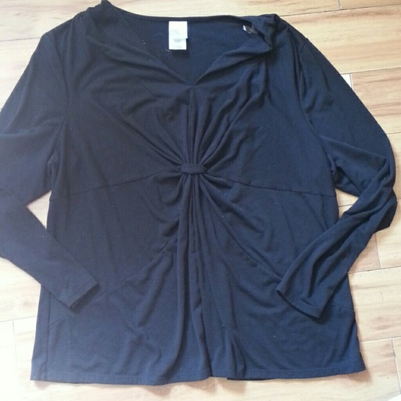Beautiful  black  blouse.BUNDLE and  save