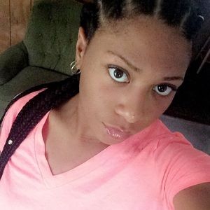 Meet your Posher, Jaquel