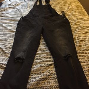 Black denim distressed overalls size ck