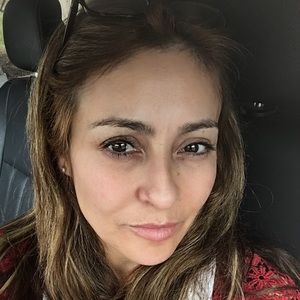 Meet your Posher, Paola