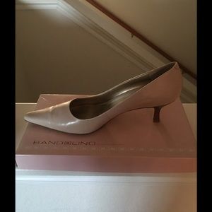 Bandolino Taupe Shoes