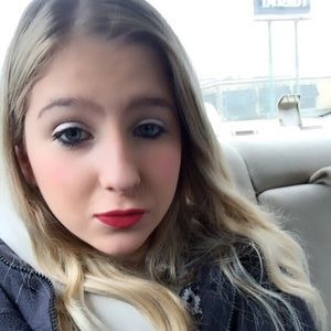 Meet your Posher, Brynne