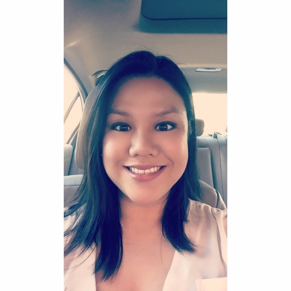 Meet your Posher, Vyvan - Picture 1 of 1