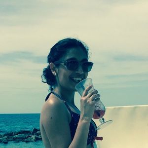 Meet your Posher, Pochi