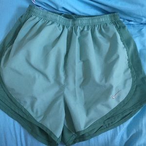 seafoam nike shorts!