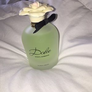 🎉SOLD!!!🎉Dolce & Gabbana Floral Drops perfume