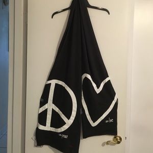 Peace Love Something we all need!