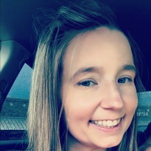 Meet your Posher, Noelle