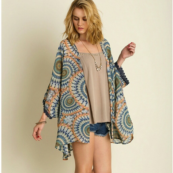 SOLD OUT - Umgee Kimono - Picture 2 of 4
