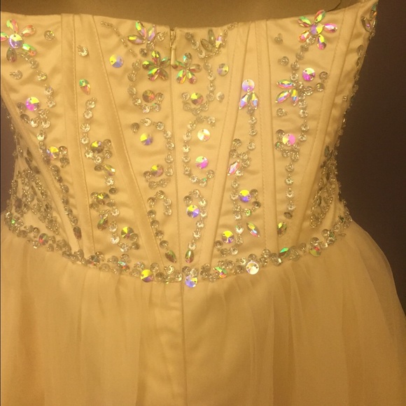 Party Dress - Picture 4 of 4