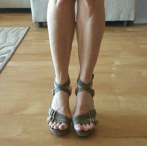 Italian Strappy Buckle Sandals - Real Leather