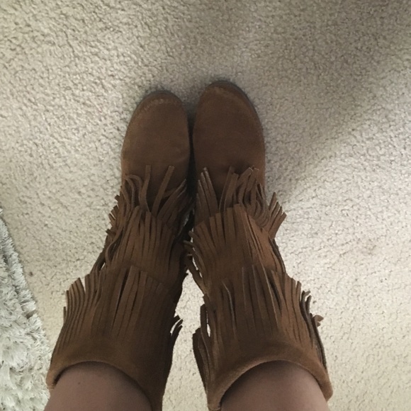 Minnetonka boots