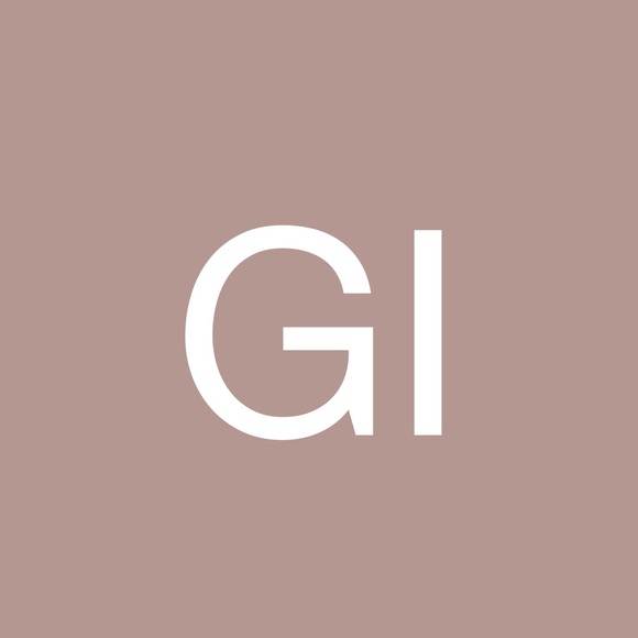 Meet your Posher, Genevieve