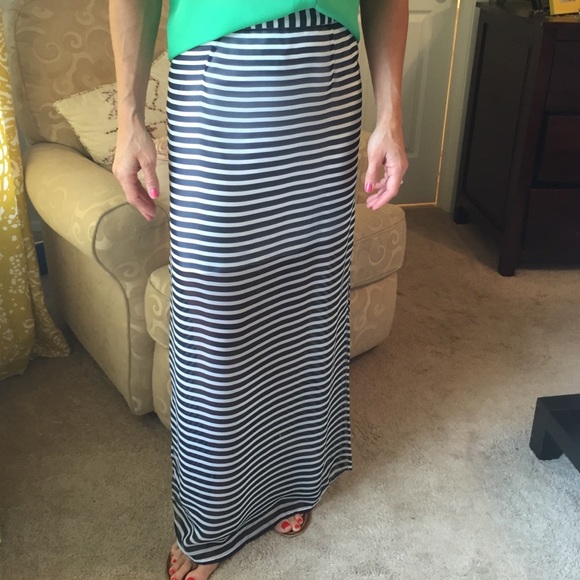 Navy & white maxi skirt