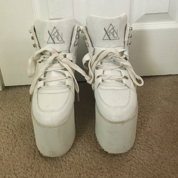 White platform sneakers