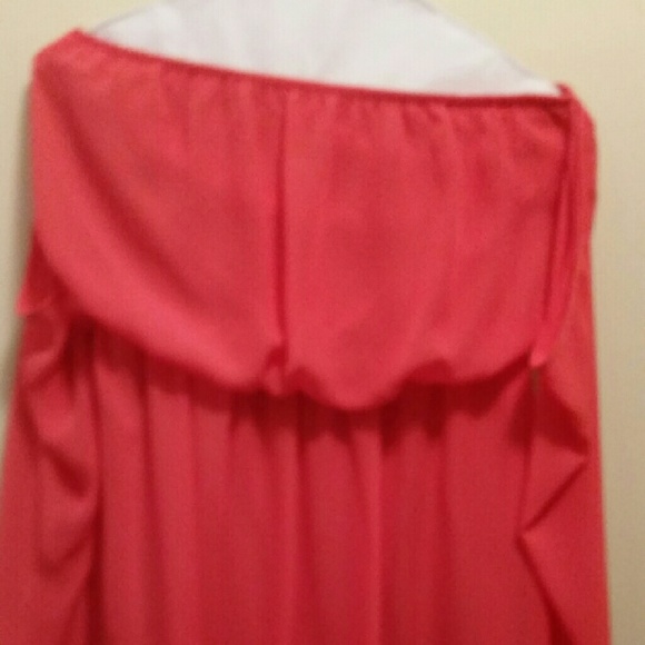 Coral summer off the shoulder sleeve dress.