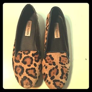 Steve Madden leopard slip on