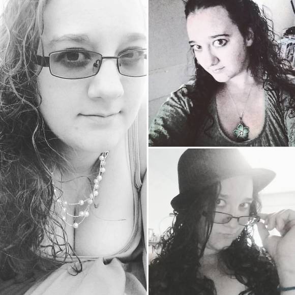 Meet your Posher, Claudia - Picture 1 of 1