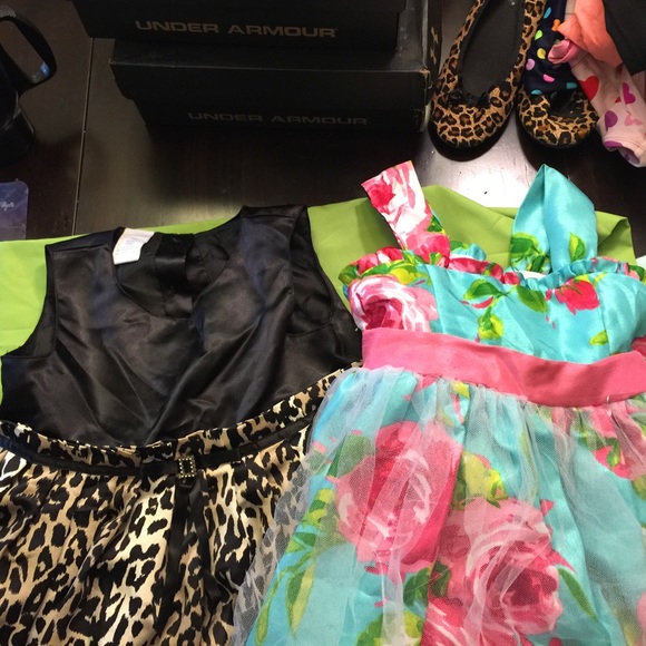 Little Girls Dresses - SOLD‼️ - Picture 1 of 1