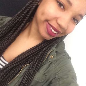 Meet your Posher, Serena