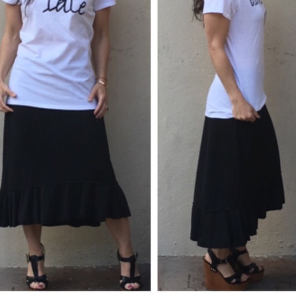 High-Low Ruffle Skirt - Picture 3 of 4