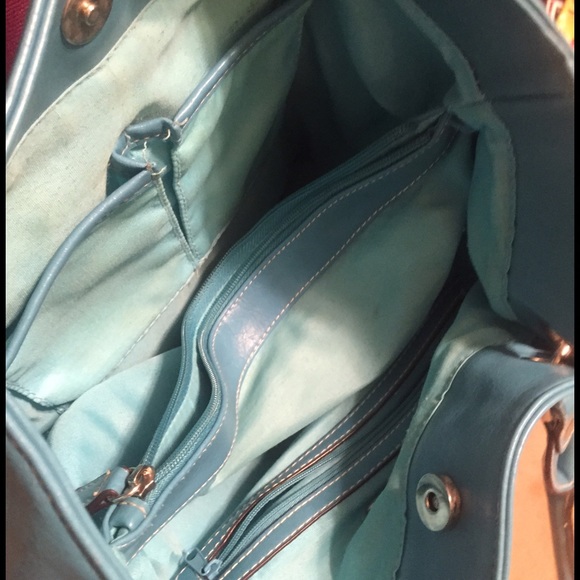 Turquoise Handbag - Picture 3 of 4