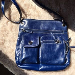 Giani Bernini blue genuine leather purse