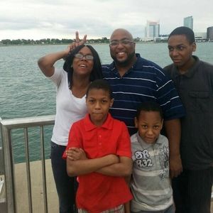 Meet your Posher, Mia